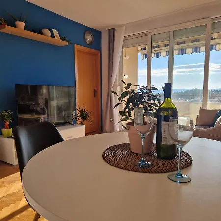 Sanja Apartment *